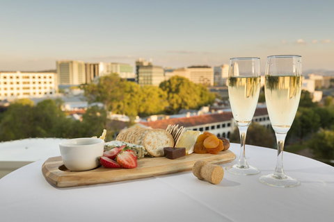 Novotel Canberra - Travel Search 39