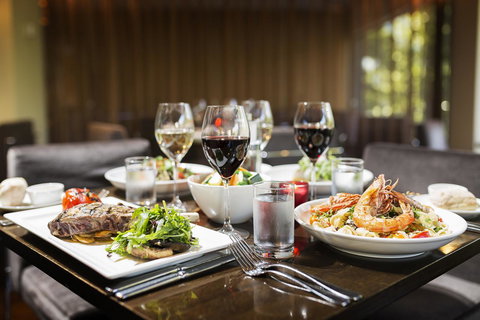 Novotel Canberra - Travel Search 37