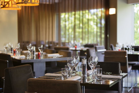 Novotel Canberra - Travel Search 12