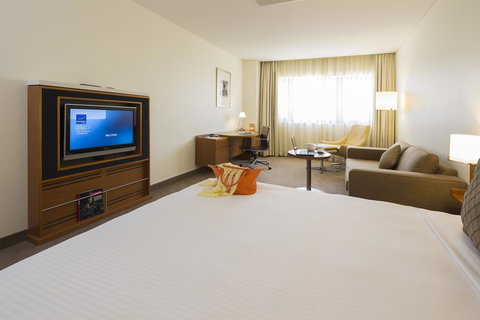 Novotel Canberra - Travel Search 23