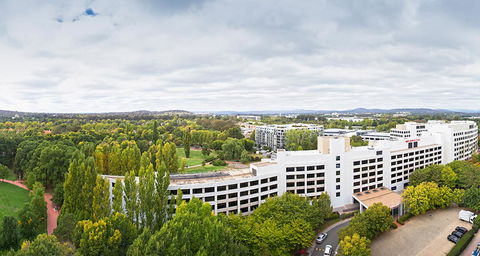 Crowne Plaza Canberra, An IHG Hotel - Cruises Travel 0