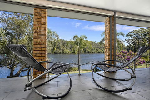 Bonville On Bonville - Cruises Travel 1