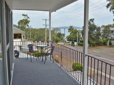 Boomerang On The Bay' 107 Government Road - Boat Parking, Air Conditioning And Water Views - Cruises Travel 0