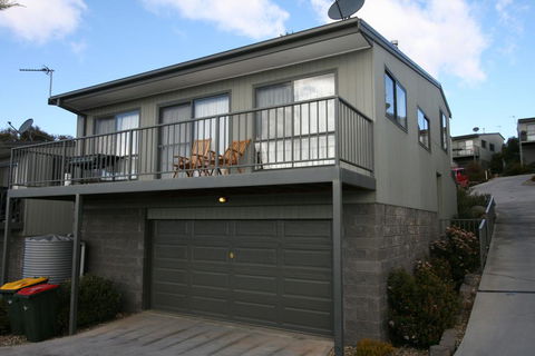 Boronia 7/30 Nettin Circuit - Tourism Guide 1