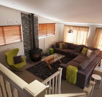 Boronia 7/30 Nettin Circuit