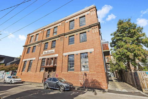 Boutique Stays - Loft On Rose - Travel Search 1