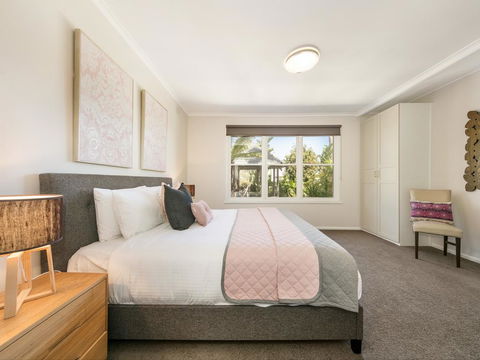 Boutique Stays - Sandy Breeze 1 - Travel Agents 1