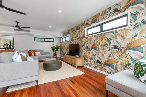 Boutique Villa On Boomerang - Travel Search 1
