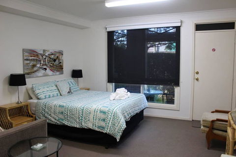 Box Hill Studio 3 At Canterbury Gardens - Travel Search 0