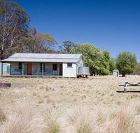 Brackens Hut - Cruises Travel
