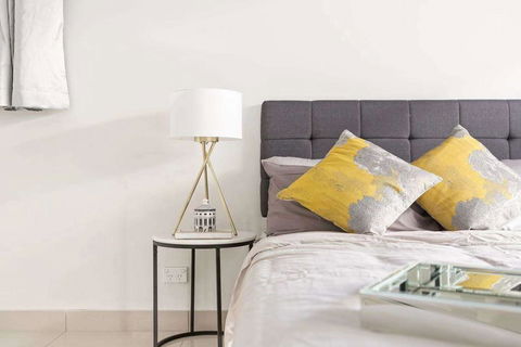 Brand New Designer Apartment - Cruises Travel 0