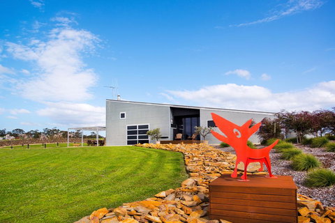 Breakneck Gorge Akora - Travel Agents 0