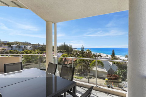 Breathtaking Views Of Sunshine Beach - Unit 7/21 Park Crescent - Travel Agents 0