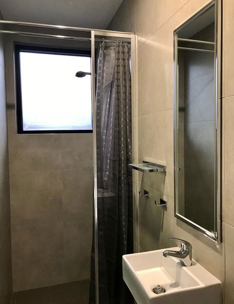 Breeze Lodge - Tourism Guide 3