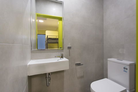 Breeze Lodge - Tourism Guide 2