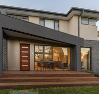 Brighton East 3 Bedroom 3 Bathroom Townhouse - Tourism Guide