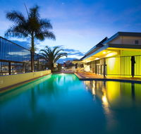 Brisbane City YHA - Cruises Travel