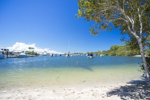 Broadwater Paradise - Tourism Guide 1
