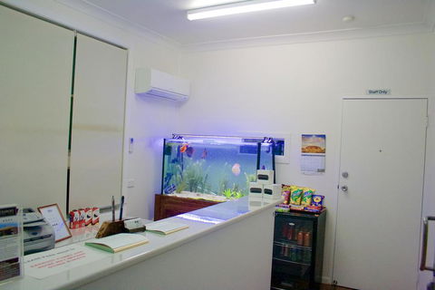 Buckaroo Motor Inn - Tourism Guide 1