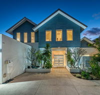 Burns Beach Bed and Shower - Travel Agents