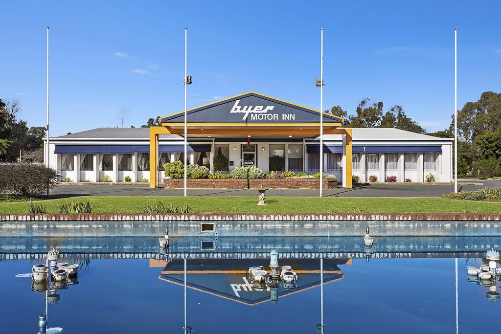 Holbrook NSW Tourism Guide