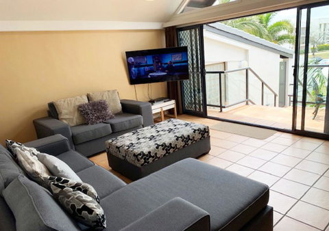 Byron Bay Beachfront Apartments - Tourism Guide 2