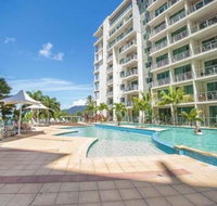 Cairns Esplanade 2 Bed 2 Bath Resort Hotel - Tourism Guide