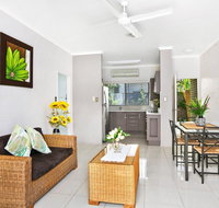 Cairns Reef Retreat - Tourism Guide