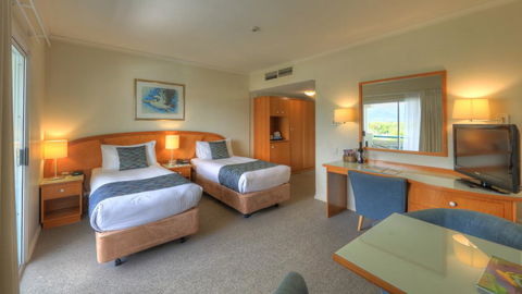 Cairns Sheridan Hotel - Tourism Guide 2