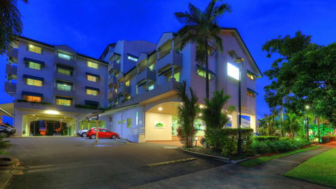 Cairns Sheridan Hotel - Tourism Guide 1