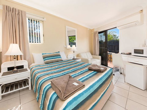 Caloundra City Centre Motel - Travel Agents 2