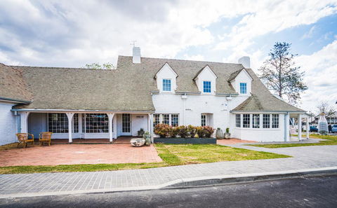 Camden Valley Inn - Travel Search 2