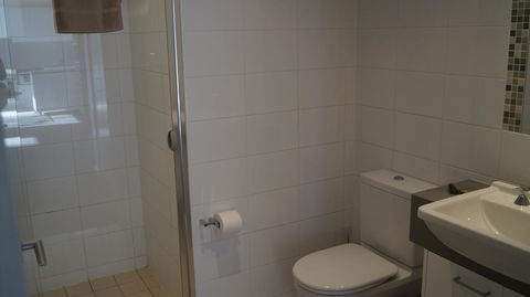 Canberra CBD Metropolitan - Travel Agents 1