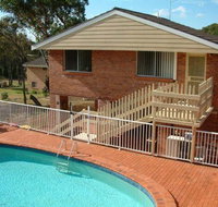 Canberra Cres 2E Burrill Lake Upstairs Apartment