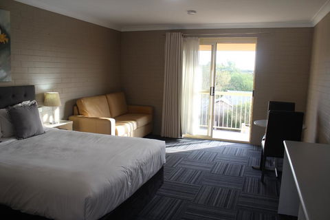 Canowindra Riverview Motel - Travel Search 2
