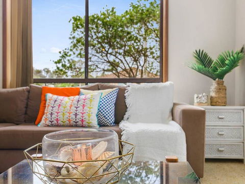 CAPEL Family Home, Large Yard, Close To Beach - Tourism Guide 1