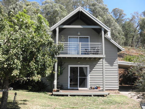 Captain Moonlight Cottage - Travel Search 0
