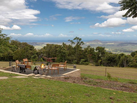 Captain's Lookout - Elevated Ocean Views, Rural Stay - Tourism Guide 0