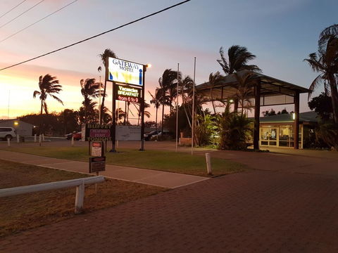 Carnarvon Gateway Motel - Travel Search 0