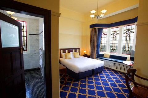 Carrington Hotel - Tourism Guide 2