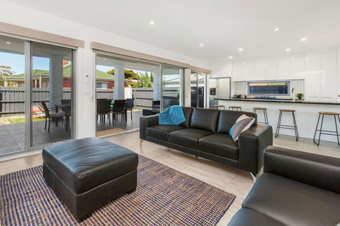 CASABLANCA - DROMANA - Tourism Guide 2