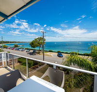 Castaways Unit 8 - Shoal Bay - Cruises Travel
