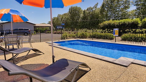 Castle Creek Motel - Cruises Travel 3