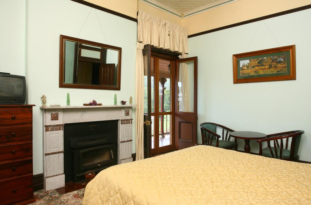Paterson NSW Travel Search