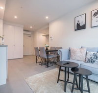 CBD Modern Classic 1 Bedroom AptLa Trobe Tower - Tourism Guide