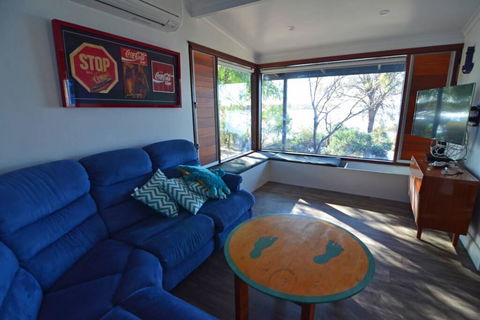 CDC-625 Beach House Incl.rear 2BR Studio - Cruises Travel 2