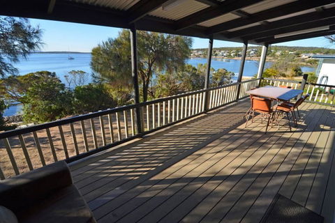 CDC-625 Beach House Incl.rear 2BR Studio - Cruises Travel 0