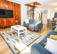 Cedar Holiday Units - Apartment 5