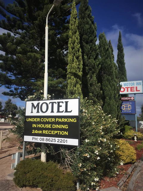 Ceduna Motor Inn - Cruises Travel 3