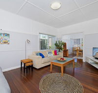 Central N Surf - Travel Agents